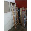 Image 1 : Ladder inspired wine rack