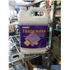 Image 2 : 7 JUGS RAMSEY TRADEMARK ULTRA HIGH SPEED FLOOR FINISH