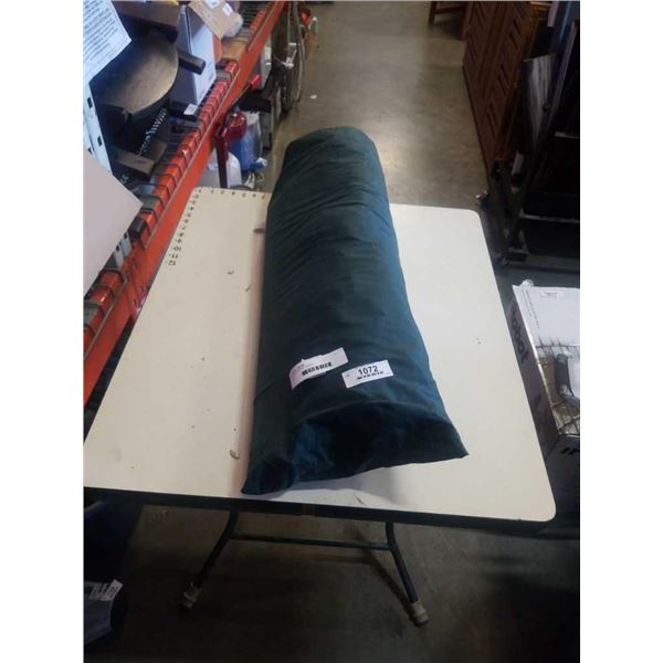 NYLON TENT IN BAG