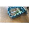 Image 2 : 2 TOTES OF PLASTIC CONTAINERS, SOME LIDS