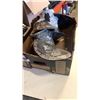 Image 1 : 2 METAL BOAT PROPELLERS
