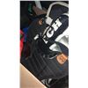 Image 2 : LOT OF HOCKEY PADS, SPORTING GOODS AND GOLF CLUBS