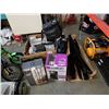 Image 1 : Lot of store return appliances, canopy frame and electrical