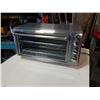 Image 1 : Black and Decker large capacity air fry convection oven working