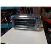 Image 1 : Black and Decker large capacity air fry convection oven working