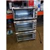 Image 3 : 3 Black and Decker large capacity air fry convection ovens all working minimal trays