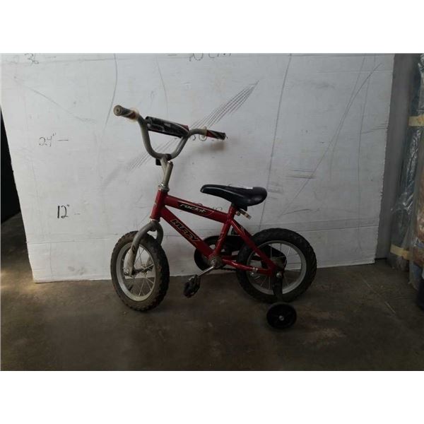 BURGUNDY ROCKIT HUFFY KIDS BIKE