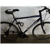 Image 2 : BLUE DEVINCI BIKE