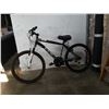 Image 1 : BLACK CCM BIKE