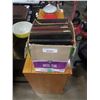 Image 1 : BOX OF 10 INCH SHELLAC RECORDS