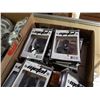Image 2 : 2 boxes of metal fidgit spinners and curtain rod ends