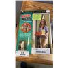 Image 2 : MAGIC MESH HANDS FREE SCREEN DOOR AND BLACK AND DECKER LIGHT