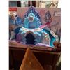 Image 3 : FROZEN LITTLE PEOPLE FISHER PRICE ELSA'S ICE PALACE PLAY SET