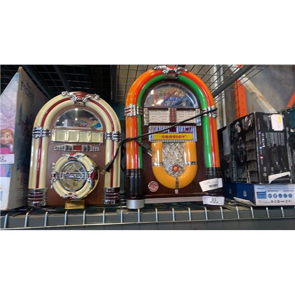 CROSLEY IJUKE IPOD DOCK JUKEBOX AND CD PLAYER JUKEBOX