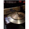 Image 1 : 3 SABIAN CYMBOLS, HIHAT STAND