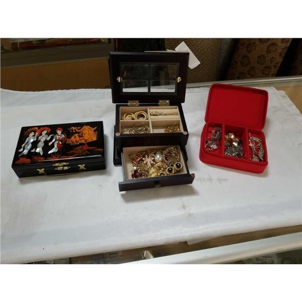 3 JEWELRY BOXES WITH CONTENTS