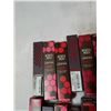 Image 4 : LOT OF BURTS BEES LIPSTICK