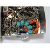 Image 2 : 2 TRAYS OF JEWELRY - VINTAGE AND OTHER