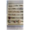 Image 3 : 2 TRAYS OF JEWELLERY AND RINGS