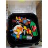 Image 1 : 9 SESAME STREET FIGURES