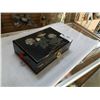 Image 1 : Eastern jewellery box with contents