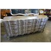 Image 2 : 9 DRAWER PAINTED FRENCH PROVINCIAL DRESSER WITH MIRROR