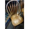 Image 8 : OAK DINING TABLE WITH LEAF AND 6 CHAIRS