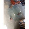 Image 1 : ROUND MODERN GLASSTOP COFFEE TABLE