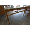 Image 7 : RATTAN GLASSTOP SOFA TABLE