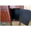 Image 11 : WOOD SIDEBOARD