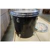 Image 13 : MARK 2 DRUM KIT - BASE DRUM, SNARE AND 3 TOMS