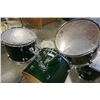 Image 3 : PEARL DRUM KIT, 3 TOMS, BASE DRUM, SNARE, HI-HAT WITH SOLAR SABIAN SYMBOL AND SOLAR SABIAN CYMBOL ON