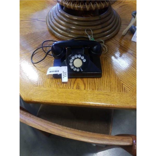 VINTAGE BLACK ROTARY PHONE