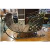 Image 2 : METAL PLANTER STAND AND METAL AND WICKER SLEIGH DECORATION