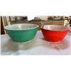 Image 2 : LOT OF PYREX AND FIRE KING MIXING BOWLS AND BAKEWARE