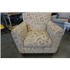 Image 2 : Genuine upholstered La z boy accent armchair