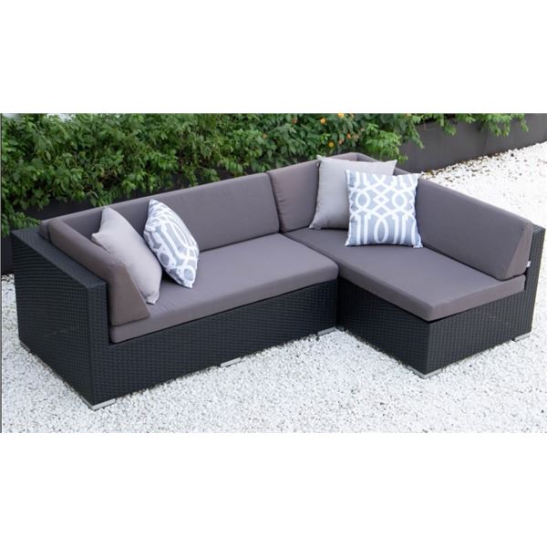 BRAND NEW PREMIUM SMALL L OUTDOOR SECTIONAL RETAIL $1549 W/ DARK GREY CUSHIONS AND 2 ACCENT PILLOWS 