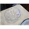Image 13 : 6 ANTIQUE CRYSTAL AND GLASS SERVING BOWLS