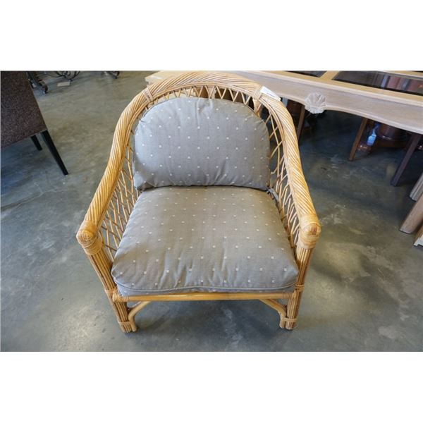 Wicker tub armchair