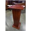 Image 4 : 30 " wooden pedestal