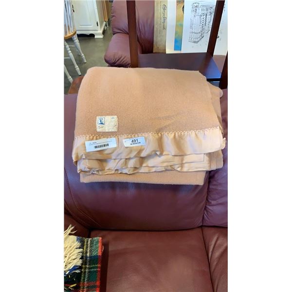 KENWOOD RAMCREST PURE VIRGIN WOOL BLANKET