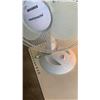 Image 3 : 2 table fans