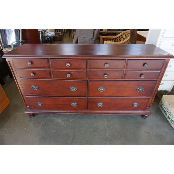 Modern 6 drawer dresser