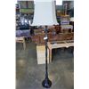 Image 1 : BLACK FLOOR LAMP