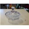 Image 9 : LOT OF CRYSTAL LIDDED DISHES