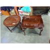 Image 2 : 2 MAHOGANY FINISH ENDTABLES