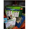 Image 2 : FOOD SAVER VACUUM SEALING SYSTEM AND VALUE PACK OF FOOD SEALER BAGS