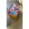 Image 1 : Large box of new hair accessories