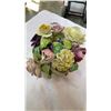 Image 14 : LOT OF FLORALS - 1 AS IS