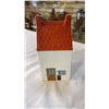Image 3 : Rare Wade staffordshire saladatra canister